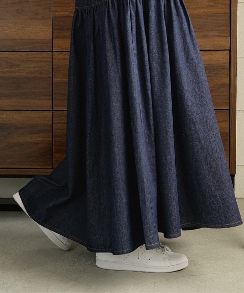 Bab（バブ）の「デニムティアードボリュームスカート（デニムスカート・レディース・ブラック/ブルー・M）」の4枚目の写真