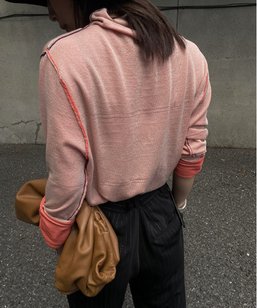 Ameri(アメリ)の「REVERSIBLE SHEER KNIT TOP(Tシャツ/カットソー・レディース・ブラック/グレー/ブルー/コーラル・FREE)」の14枚目の写真