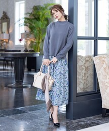 【SET UP】幅広いアイテムと相性抜群のニットトップスと女性らしさ溢れるスカートセット
