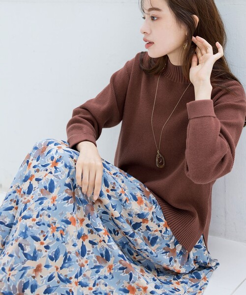 Tiaclasse(ティアクラッセ)の「【SET UP】幅広いアイテムと相性抜群のニットトップスと女性らしさ溢れるスカートセット(セットアップ・レディース・ブラウン/ベージュ/ブルー/グレー・L/M)」の10枚目の写真
