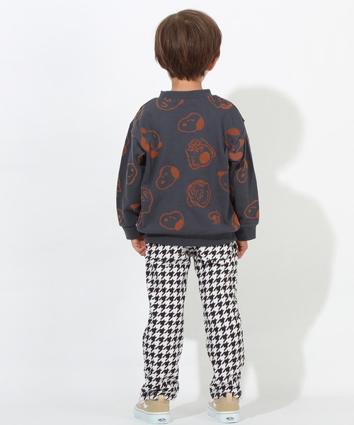 BABYDOLL(ベビードール)の「通販限定 スヌーピートレーナー フロッキー総柄 7190K(スウェット・キッズ・チャコールグレー/ストーン/パープル/ベージュ/ブラック系1/グリーン・90cm/100cm/110cm/120cm/130cm/140cm)」の20枚目の写真