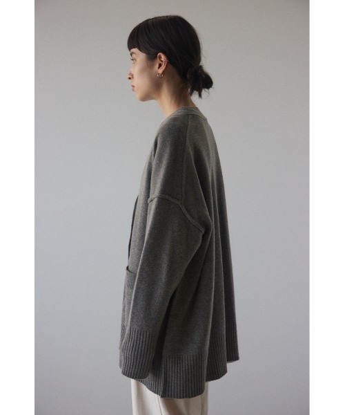 BLACK BY MOUSSY(ブラックバイマウジー)の「loose outlinking cardigan(ルーズアウトリンキングカーディガン)(カーディガン/ボレロ・レディース・ベージュ/イエロー/杢グレー・FREE)」の12枚目の写真
