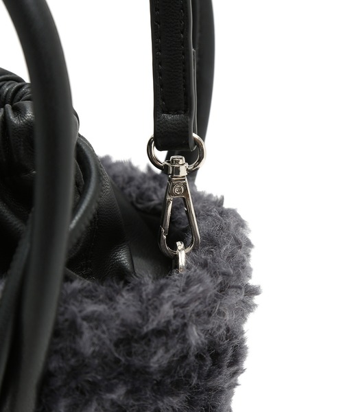 バケットファーバッグ