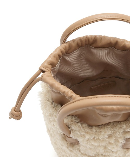 バケットファーバッグ