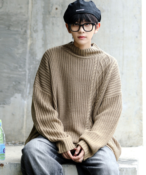 neos(ネオス)の「【neos -addictive design-】ビッグシルエット 畦編み ケーブル モックネック ニット セーター(ニット/セーター・メンズ・ホワイト/ブラック/グレー/ベージュ/グリーン・MEDIUM/LARGE)」の4枚目の写真