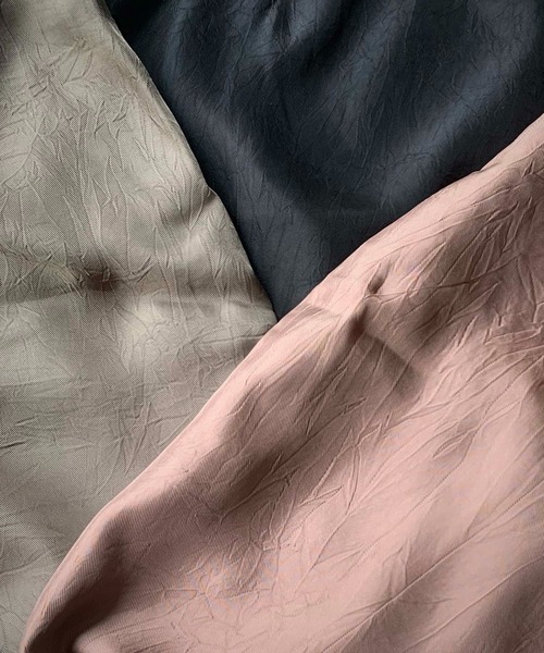 cheriella（シェリエラ）の「【cheriella】WEB限定マルチWAYダブルストラップシワサテンキャミワンピース（ワンピース・レディース・ブラウン/スモークピンク/ブラック・M）」の9枚目の写真