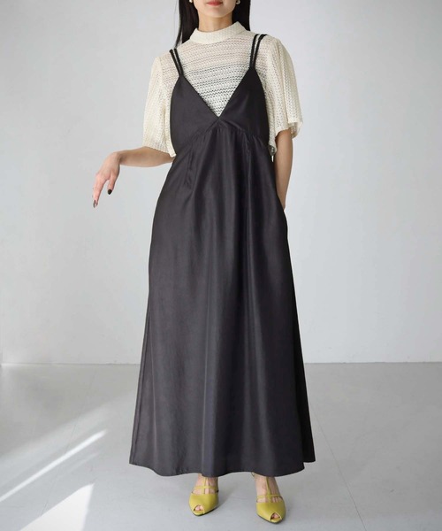 cheriella（シェリエラ）の「【cheriella】WEB限定マルチWAYダブルストラップシワサテンキャミワンピース（ワンピース・レディース・ブラウン/スモークピンク/ブラック・M）」の17枚目の写真