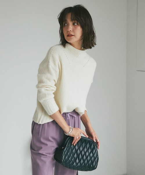 RIVE DROITE（リヴドロワ）の「ヤク混シリーズのハイネック版/YAK5%バックシームハイネックニット（ニット/セーター・レディース・サックスブルー/オフホワイト/ベージュ・FREE）」の7枚目の写真