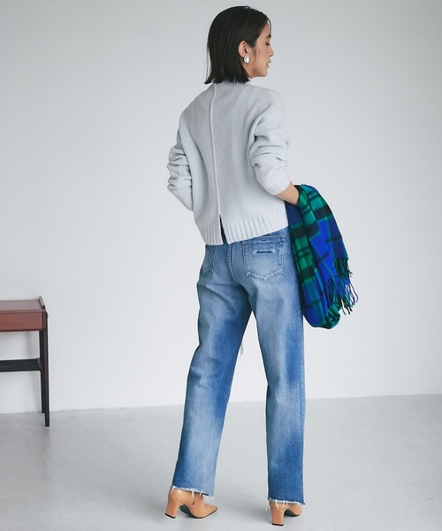 RIVE DROITE（リヴドロワ）の「ヤク混シリーズのハイネック版/YAK5%バックシームハイネックニット（ニット/セーター・レディース・サックスブルー/オフホワイト/ベージュ・FREE）」の18枚目の写真