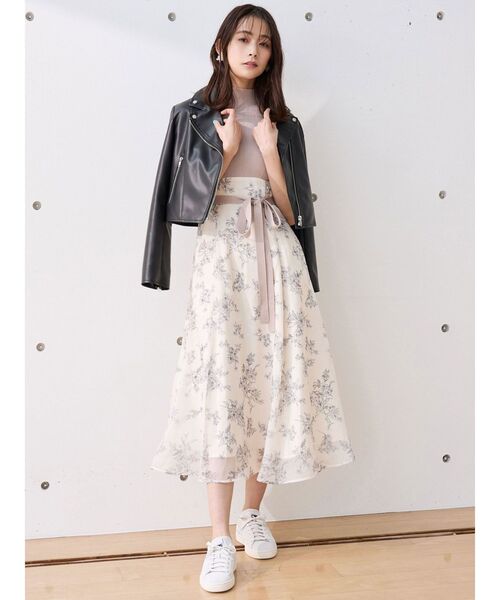 MERCURYDUO（マーキュリーデュオ）の「フェイクレザーコンパクトライダースジャケット（ライダースジャケット・レディース・ブラック/ベージュ/アイボリー・FREE）」の5枚目の写真