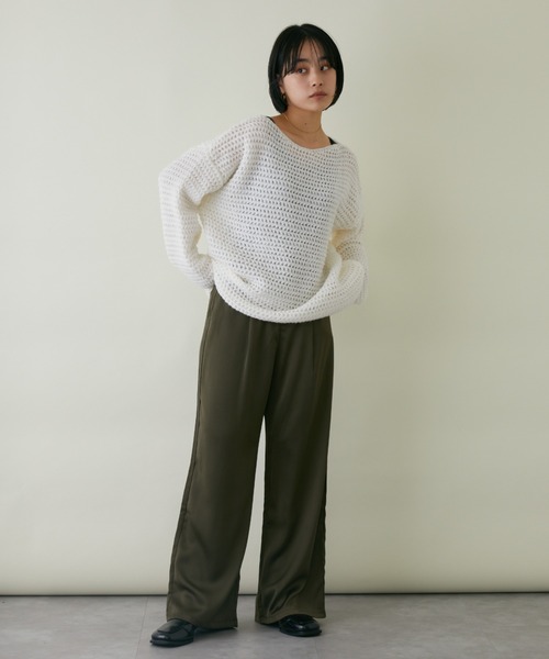 mebole(メボレ)の「ローゲージルーズニット(ニット/セーター・レディース・ホワイト/グレー/ベージュ/ピンク・FREE)」の5枚目の写真