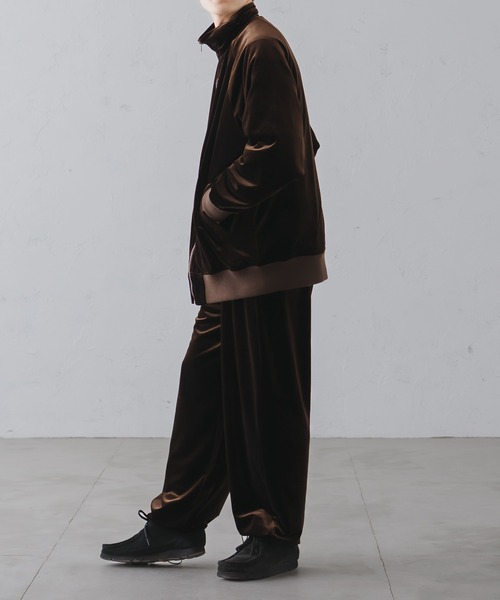 epnok(エプノック)の「ベロアルーズトラックジャケット/Velour Loose Track Jacket(ブルゾン・メンズ・ブラウン/ネイビー・MEDIUM/LARGE)」の19枚目の写真