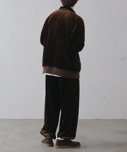 epnok(エプノック)の「ベロアルーズトラックジャケット/Velour Loose Track Jacket(ブルゾン・メンズ・ブラウン/ネイビー・MEDIUM/LARGE)」の16枚目の写真