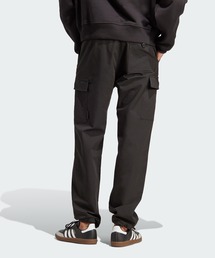 adidas（アディダス）の「BLUE VERSION カーゴパンツ / アディダス