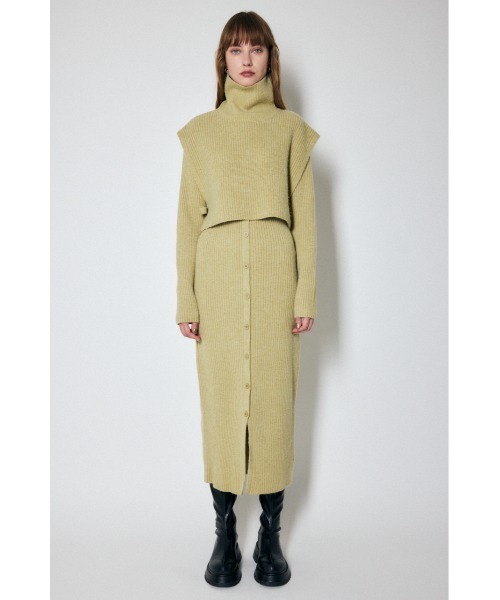 MOUSSY（マウジー）の「LAYERED CAPE KNIT ドレス（ワンピース・レディース・ライトカーキ/チャコールグレー/ブラウン/ブラック・1/2）」の4枚目の写真