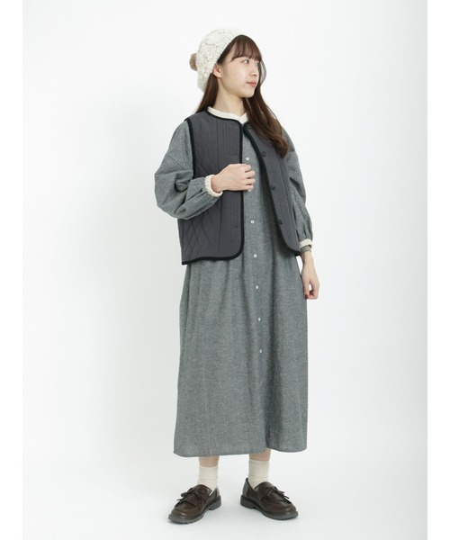 Samansa Mos2（サマンサ モスモス）の「キルトパイピングベスト（ベスト・レディース・ブラック/グリーン/キナリ/チャコール・ﾌﾘ-）」の11枚目の写真