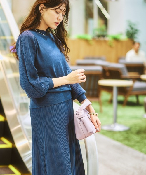 7days Life Styling(セブンデイズライフスタイリング)の「【毛玉になりにくい】洗えるデザイン編み柄パフスリーブニット(もちもち綿混)(セットアップ対応)(ニット/セーター・レディース・ライトベージュ/プラム/杢グレー/グレー系/ブラック/ブルー系・L/LL/S/M)」の9枚目の写真