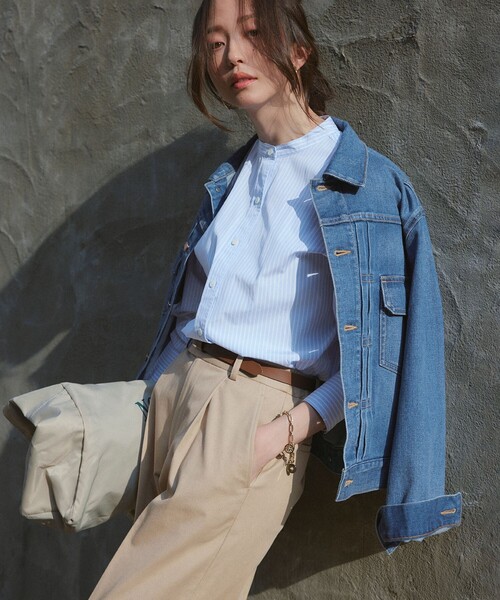 23区(ニジュウサンク)の「【洗える】23区DENIM ストレッチ ジャケット(デニムジャケット・レディース・スカイブルー系/ネイビー系・38/40/36)」の2枚目の写真