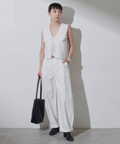 Libra Cue（リブラ キュー）の「バレルシルエットカーブデニムパンツ（デニムパンツ・レディース・ネイビー/ライトブルー/ホワイト・1/2）」の7枚目の写真