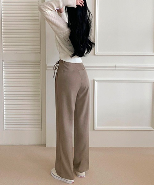 BEIDELLI（ベイデリー）の「[BELLIDE MADE] リボンハイウエストストレートスラックスパンツ（スラックス・レディース・モカ・SMALL/MEDIUM）」の9枚目の写真