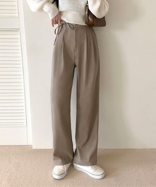 BEIDELLI（ベイデリー）の「[BELLIDE MADE] リボンハイウエストストレートスラックスパンツ（スラックス・レディース・モカ・SMALL/MEDIUM）」の16枚目の写真