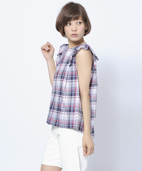 MILKFED.（ミルクフェド）の「【mini7月号掲載】Frill Shirts　（シャツ/ノースリーブ/フリル）（シャツ/ブラウス・レディース・レッド/ブルー/ネイビー・MEDIUM/SMALL）」の6枚目の写真