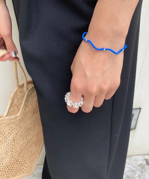 Casselini(キャセリーニ)の「Casselini(キャセリーニ)カラーなみなみブレスレット(ブレスレット・レディース・ブルー/ピンク/シルバー・FREE)」の8枚目の写真