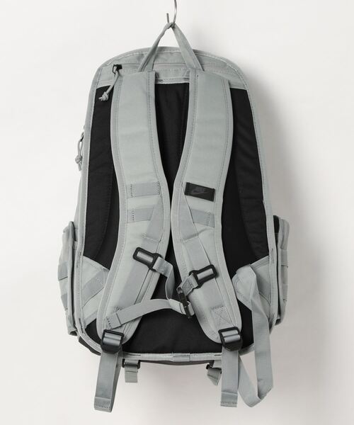 NIKE（ナイキ）の「【NIKE】RPMバックパック（バックパック/リュック・レディース・ブラック/グリーン・FREE）」の5枚目の写真