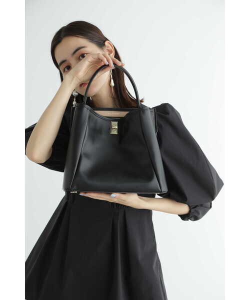 JILL STUART(ジルスチュアート)の「2Wayワークトートバッグ(トートバッグ・レディース・ブラック/ベージュ・フリ-)」の4枚目の写真