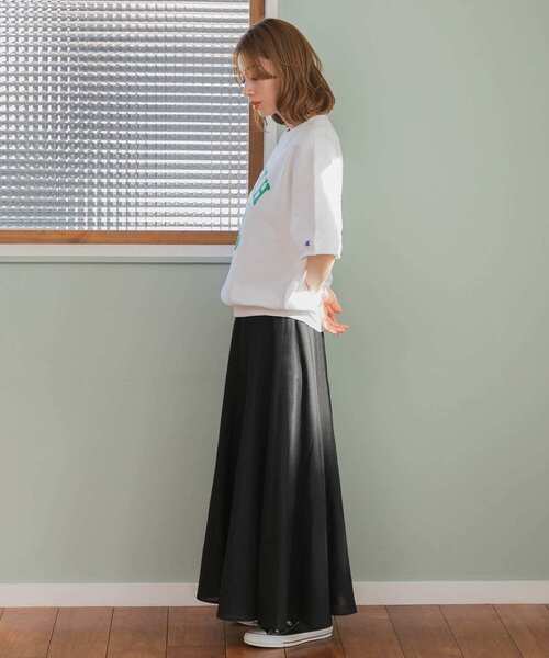 Champion(チャンピオン)の「『別注』Champion×Sonny Label ロゴスェットTシャツ(Tシャツ/カットソー・レディース・ブラック/オートミール/グレー/ホワイト・LARGE/MEDIUM)」の10枚目の写真