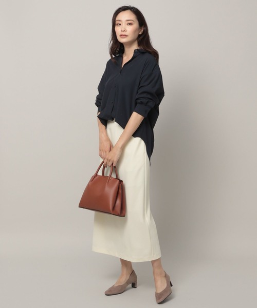 Elura（エルーラ）の「アイロンいらずレギュラーシャツ（シャツ/ブラウス・レディース・ホワイト系その他5/ネイビー/ホワイト・LARGE/MEDIUM/SMALL）」の8枚目の写真