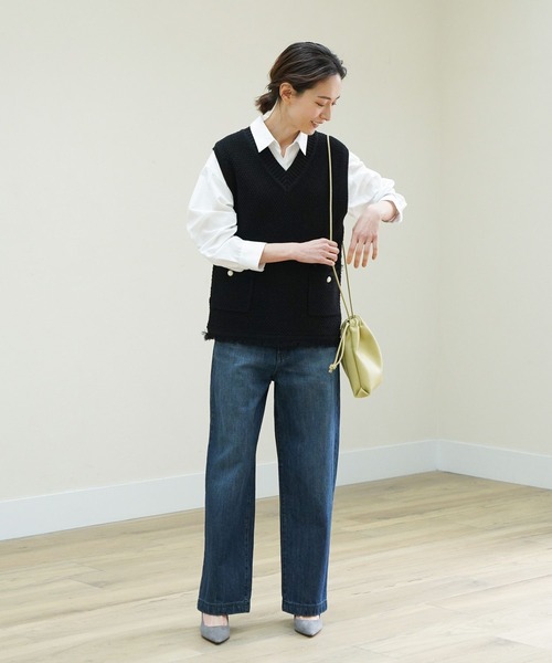 Elura（エルーラ）の「アイロンいらずレギュラーシャツ（シャツ/ブラウス・レディース・ホワイト系その他5/ネイビー/ホワイト・LARGE/MEDIUM/SMALL）」の5枚目の写真