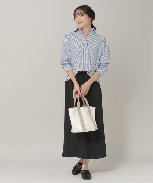 Elura（エルーラ）の「アイロンいらずレギュラーシャツ（シャツ/ブラウス・レディース・ホワイト系その他5/ネイビー/ホワイト・LARGE/MEDIUM/SMALL）」の7枚目の写真