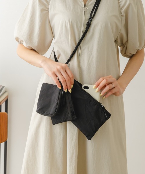 RODE SKO（ロデスコ）の「ロクヨンバンジースリングマルチバッグ（ショルダーバッグ・メンズ・ブラック/アニマル・ONE）」の21枚目の写真