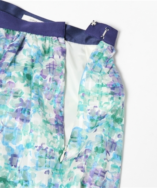 La TOTALITE（ラトータリテ）の「フラワーチェックギャザースカート。（スカート・レディース・ブルー系その他/レッド・38/36）」の9枚目の写真