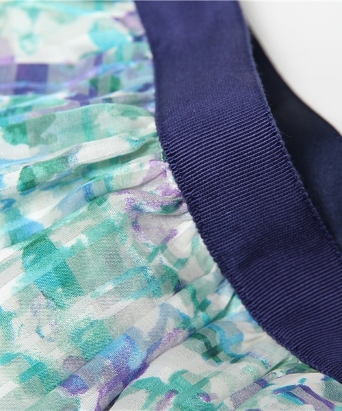 La TOTALITE（ラトータリテ）の「フラワーチェックギャザースカート。（スカート・レディース・ブルー系その他/レッド・38/36）」の11枚目の写真