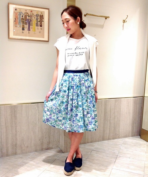 La TOTALITE（ラトータリテ）の「フラワーチェックギャザースカート。（スカート・レディース・ブルー系その他/レッド・38/36）」の13枚目の写真