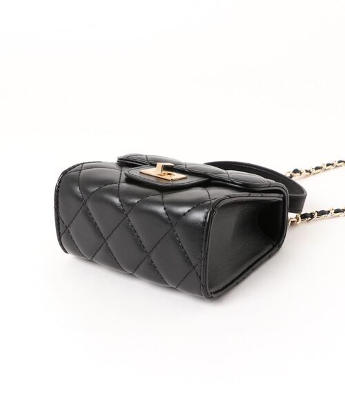 LATINA（ラティーナ）の「ミニマルキルティングバッグ（ハンドバッグ・レディース・ブラック・FREE）」の4枚目の写真