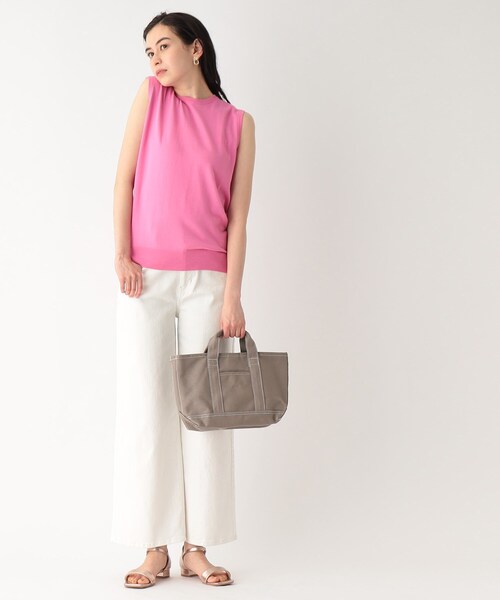 OPAQUE.CLIP(オペークドットクリップ)の「◆オーガニックコットン ノースリーブニット【洗える/UVケア】(ニット/セーター・レディース・ピンク系/ブラック/ホワイト系5/ライトブルー・40/38)」の15枚目の写真