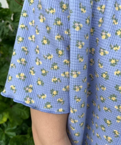 nemne store(ネンネストア)の「【低身長用サイズあり】前後2way総柄サーマルカーディガン(カーディガン/ボレロ・レディース・アイボリー/オフホワイト/ブルー・SMALL/MEDIUM)」の6枚目の写真