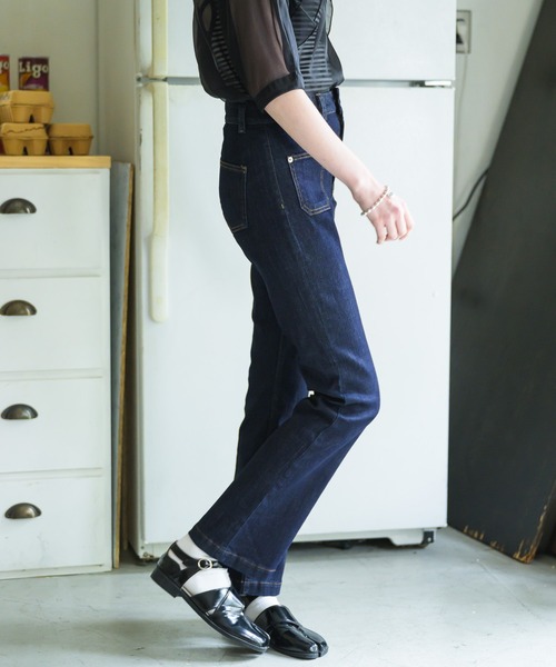 Birthday room（バースデイルーム）の「前ポケット付きデニムパンツ（デニムパンツ・レディース・ネイビー・SMALL/MEDIUM/LARGE）」の3枚目の写真