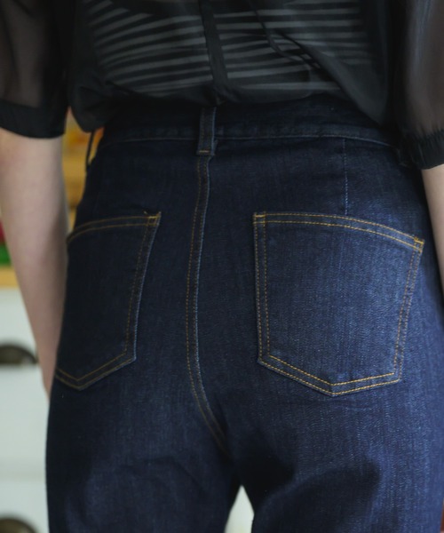 Birthday room（バースデイルーム）の「前ポケット付きデニムパンツ（デニムパンツ・レディース・ネイビー・SMALL/MEDIUM/LARGE）」の5枚目の写真