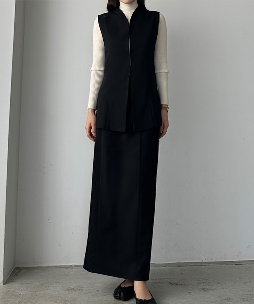 Louere（ルエレ）の「ベスト＋ハイウエストペンシルスカートセットアップ（セットアップ・レディース・ブラック/ダークグレー/ライトベージュ・MEDIUM/X-LARGE/SMALL/LARGE）」の8枚目の写真