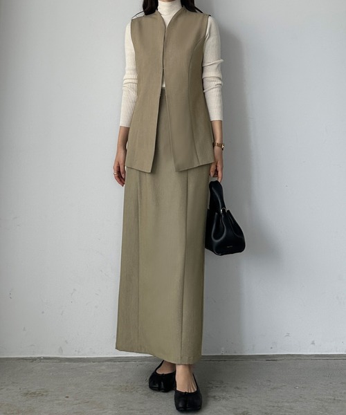 Louere（ルエレ）の「ベスト＋ハイウエストペンシルスカートセットアップ（セットアップ・レディース・ブラック/ダークグレー/ライトベージュ・MEDIUM/X-LARGE/SMALL/LARGE）」の11枚目の写真