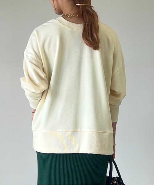 un dix cors（アンディコール）の「前後2WAYフロッキーロゴ裏毛トップス（スウェット・レディース・ネイビー/アイボリー/チャコールグレー・FREE）」の6枚目の写真