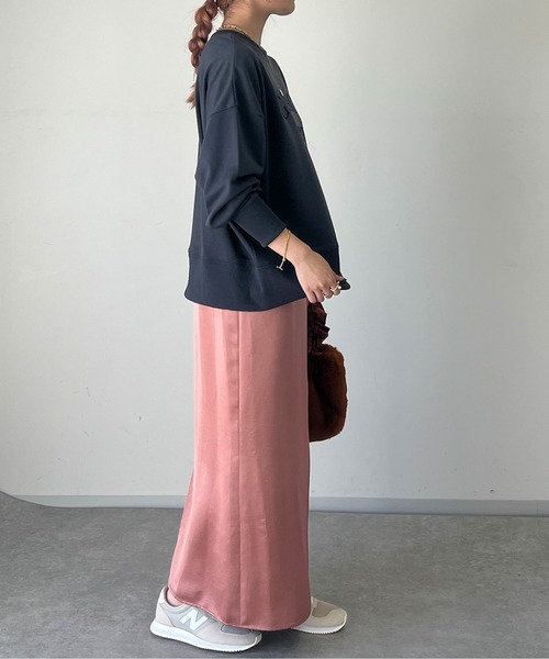 un dix cors（アンディコール）の「前後2WAYフロッキーロゴ裏毛トップス（スウェット・レディース・ネイビー/アイボリー/チャコールグレー・FREE）」の22枚目の写真