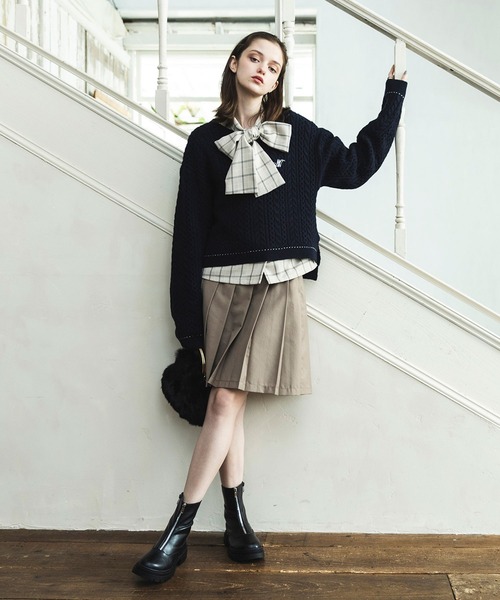 179/WG(イチナナキュウダブルジー)の「フロントZIPブーツ(ブーツ・レディース・ベージュ/ブラック・23.5cm/25.0cm/24.5cm/22.0cm)」の4枚目の写真