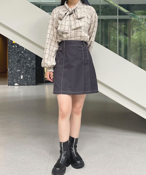 179/WG(イチナナキュウダブルジー)の「フロントZIPブーツ(ブーツ・レディース・ベージュ/ブラック・23.5cm/25.0cm/24.5cm/22.0cm)」の6枚目の写真