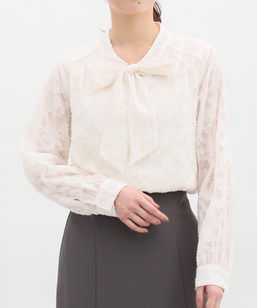 花柄ジャカードボウタイブラウス（シャツ/ブラウス）｜Honeys