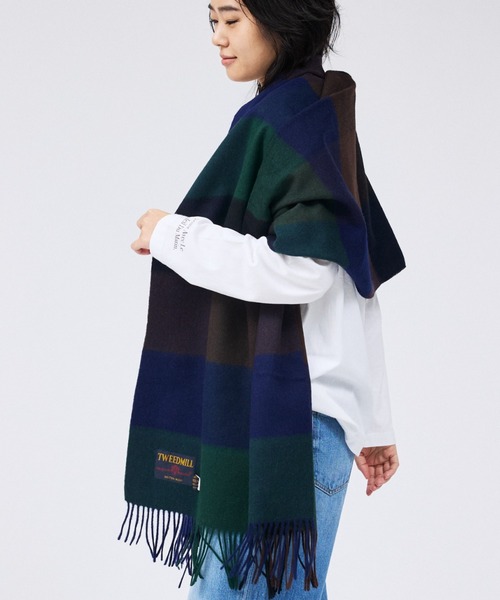 TWEED MILL(ツイードミル)の「【追加2】【TWEEDMILL/ツイードミル】大判ストールチェック(ストール/ショール・レディース・ブルー/ブラック/パープル/ベージュ/グレー/グリーン/ダークグリーン・フリー)」の4枚目の写真
